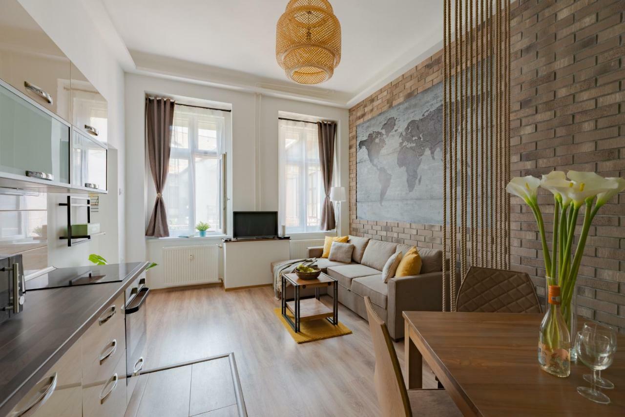 Central Kira Apartment Budapest Exterior photo