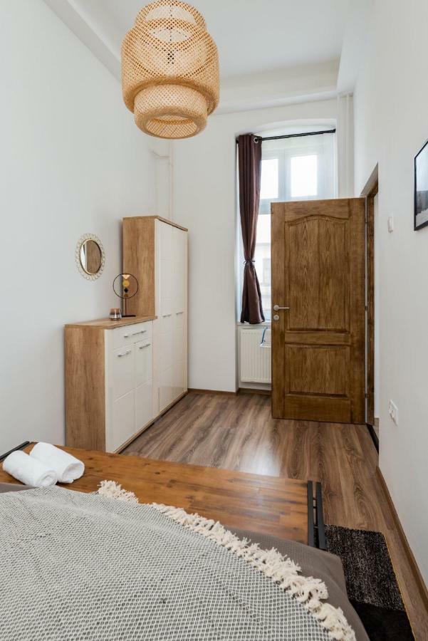 Central Kira Apartment Budapest Exterior photo